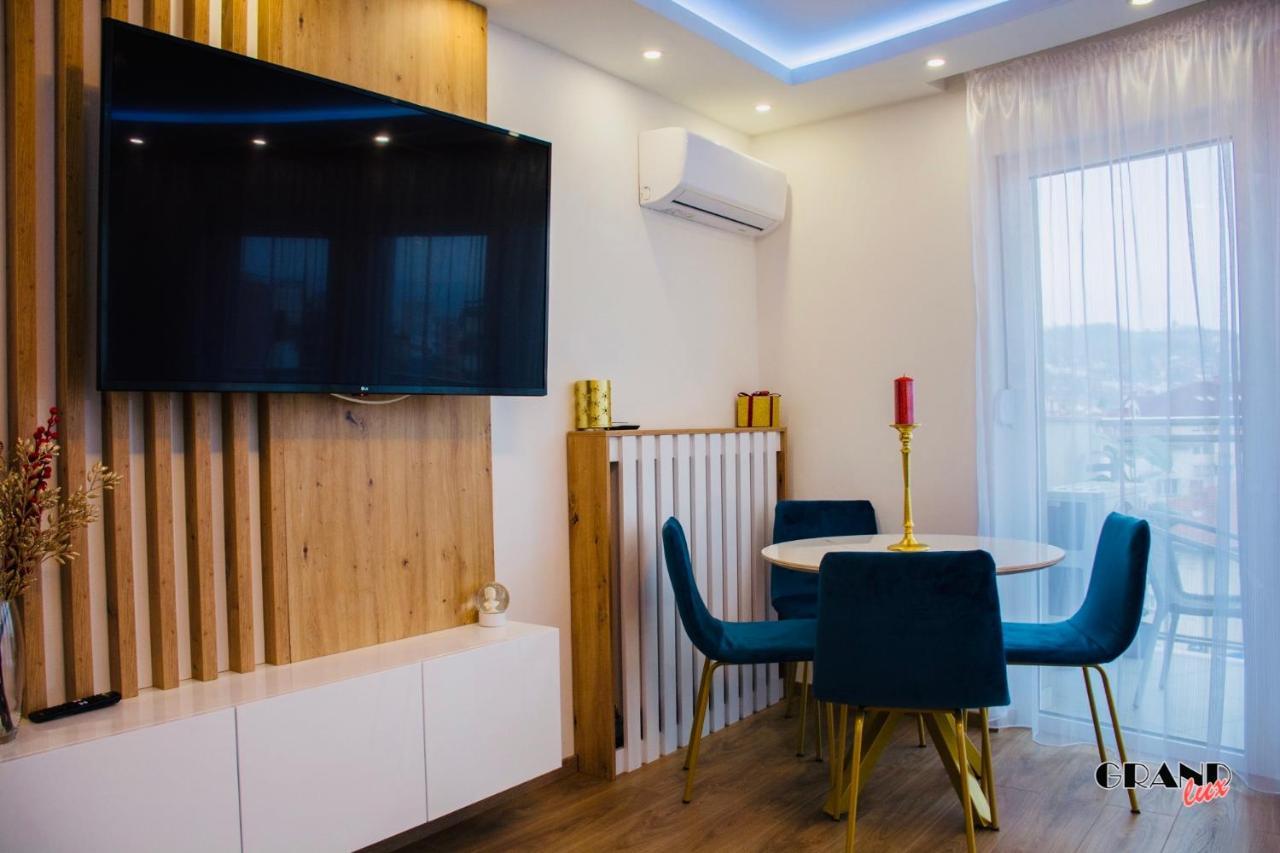 Grand Lux Apartment دوبوي المظهر الخارجي الصورة