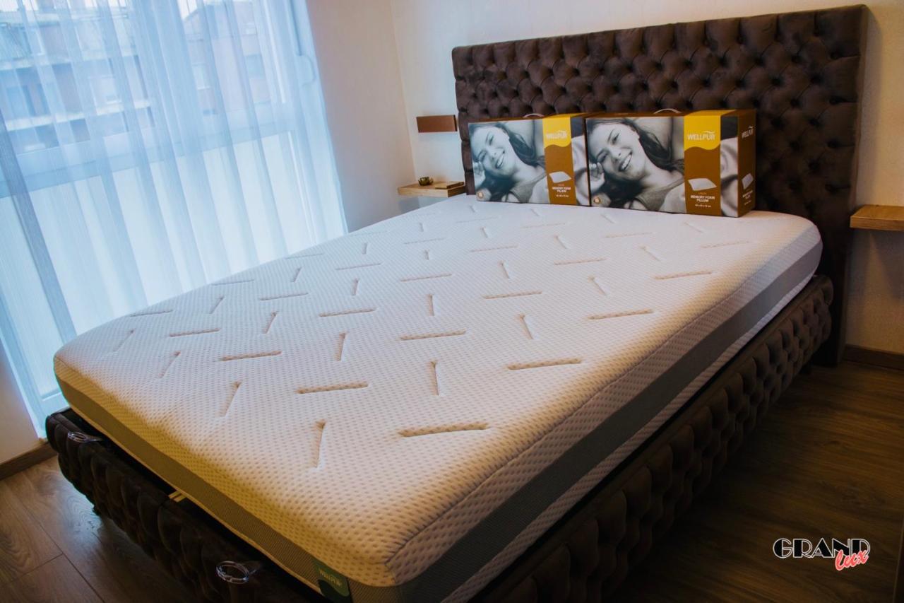 Grand Lux Apartment دوبوي المظهر الخارجي الصورة
